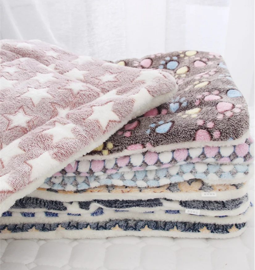 Pet Soft Thickened Fleece Blanket - onlinemegasale.com