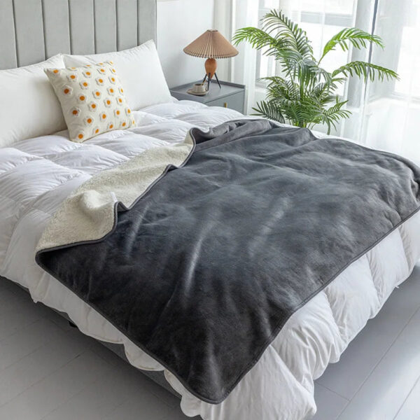 PetSnug Waterproof Blanket