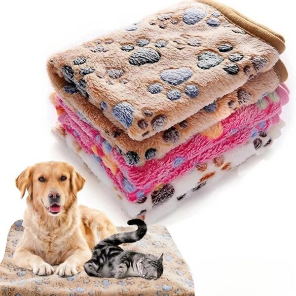 Soft & Fluffy Pet Blanket with Cute Cartoon Design – Warm, Cozy, & Perfect for Cats and Dogs