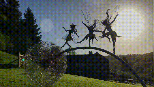 Perfect Wonderland Garden Decoration -The Naughty Spirits Are Dancing - onlinemegasale.com