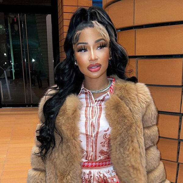 Cranberry Highlight 13x4 Lace Front Human Hair Wigs 613 Blonde Body Wave Colored Wig