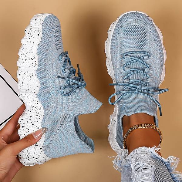 Stylish and Breathable Women's Lightweight Sneakers