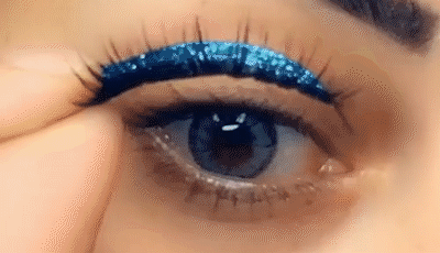 Reusable Eyeliner And Eyelash Stickers (4 Pairs) - onlinemegasale.com Reusable Eyeliner And Eyelash Stickers (4 Pairs) - onlinemegasale.com