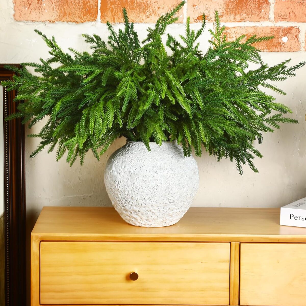 🔥Only $7.99🔥The Best Holiday Greenery - Realistic Norfolk Pine Stems - onlinemegasale.com