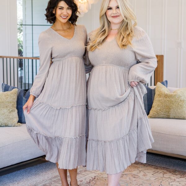 Effortlessly Chic Tiered Midi Dress