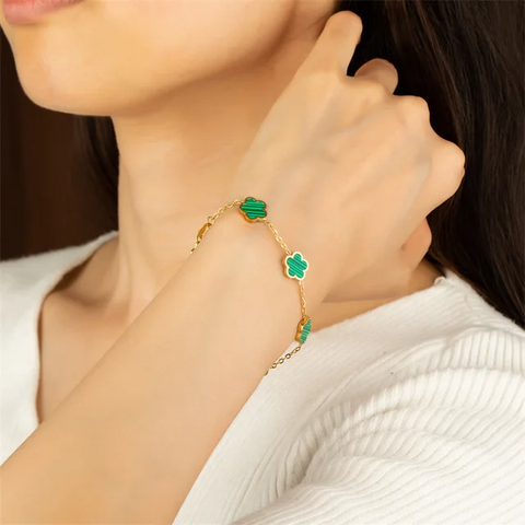 Clover Bracelet - onlinemegasale.com Clover Bracelet - onlinemegasale.com
