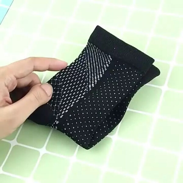 Best Compression Socks for Neuropathy & Foot Pain Relief