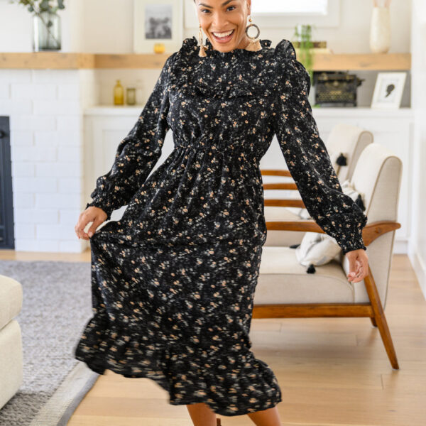 Chic Larissa Long Sleeve Dress with Elegant Ruffle Hem