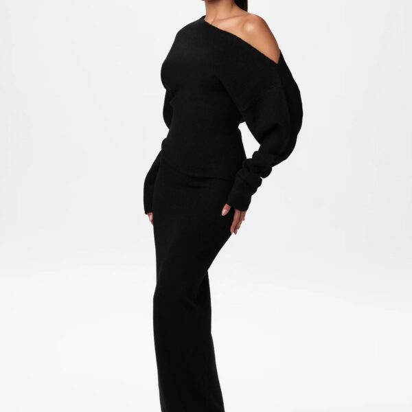 Thais™ - Long off-shoulder sweater-style dress