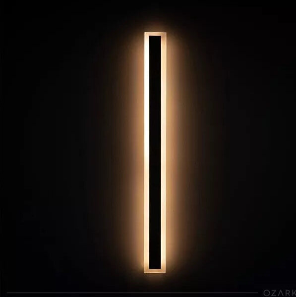 Svelte Outdoor Linear Wall Lamp IP65