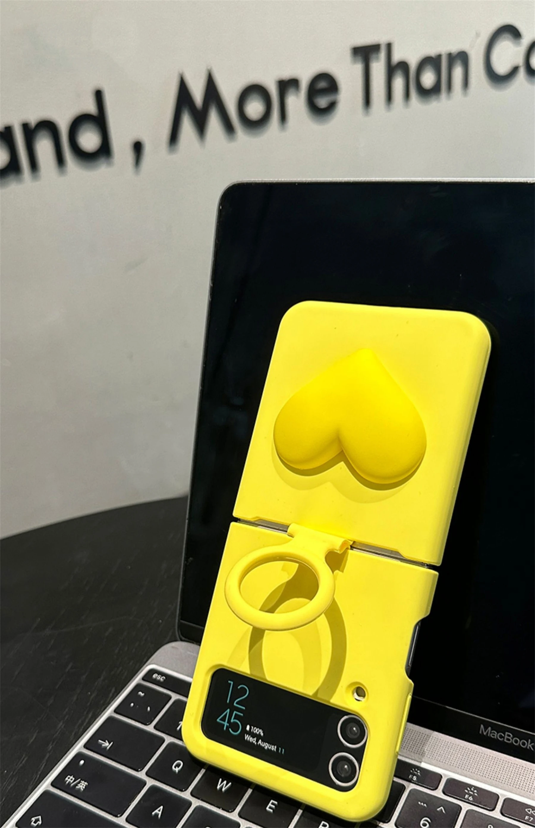 Korean Luxury Ring Case with 3D Love Heart For Z Flip 4 & 3 - onlinemegasale.com