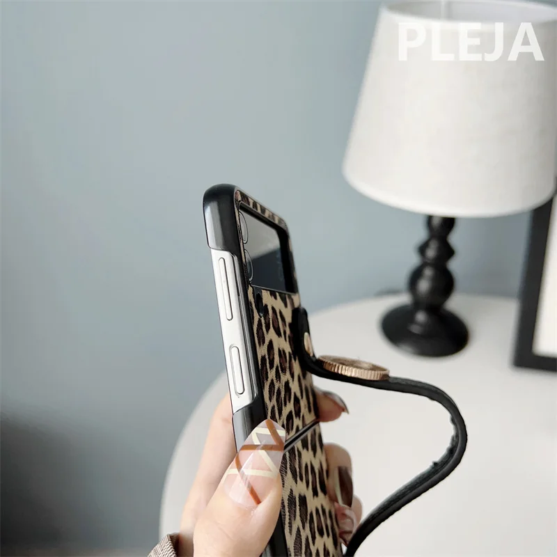 Luxury Leopard Print Wrist Strap Leather Case For Samsung Galaxy Z Flip 4 & 3 - onlinemegasale.com