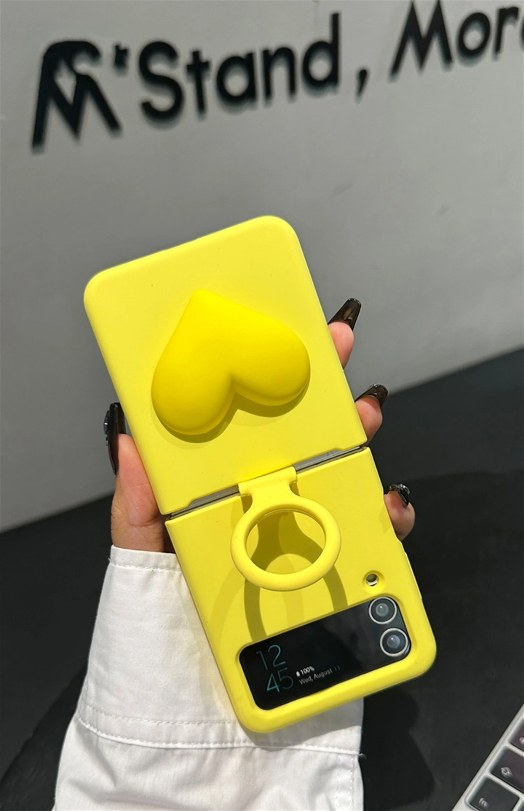 Korean Luxury Ring Case with 3D Love Heart For Z Flip 4 & 3 - onlinemegasale.com