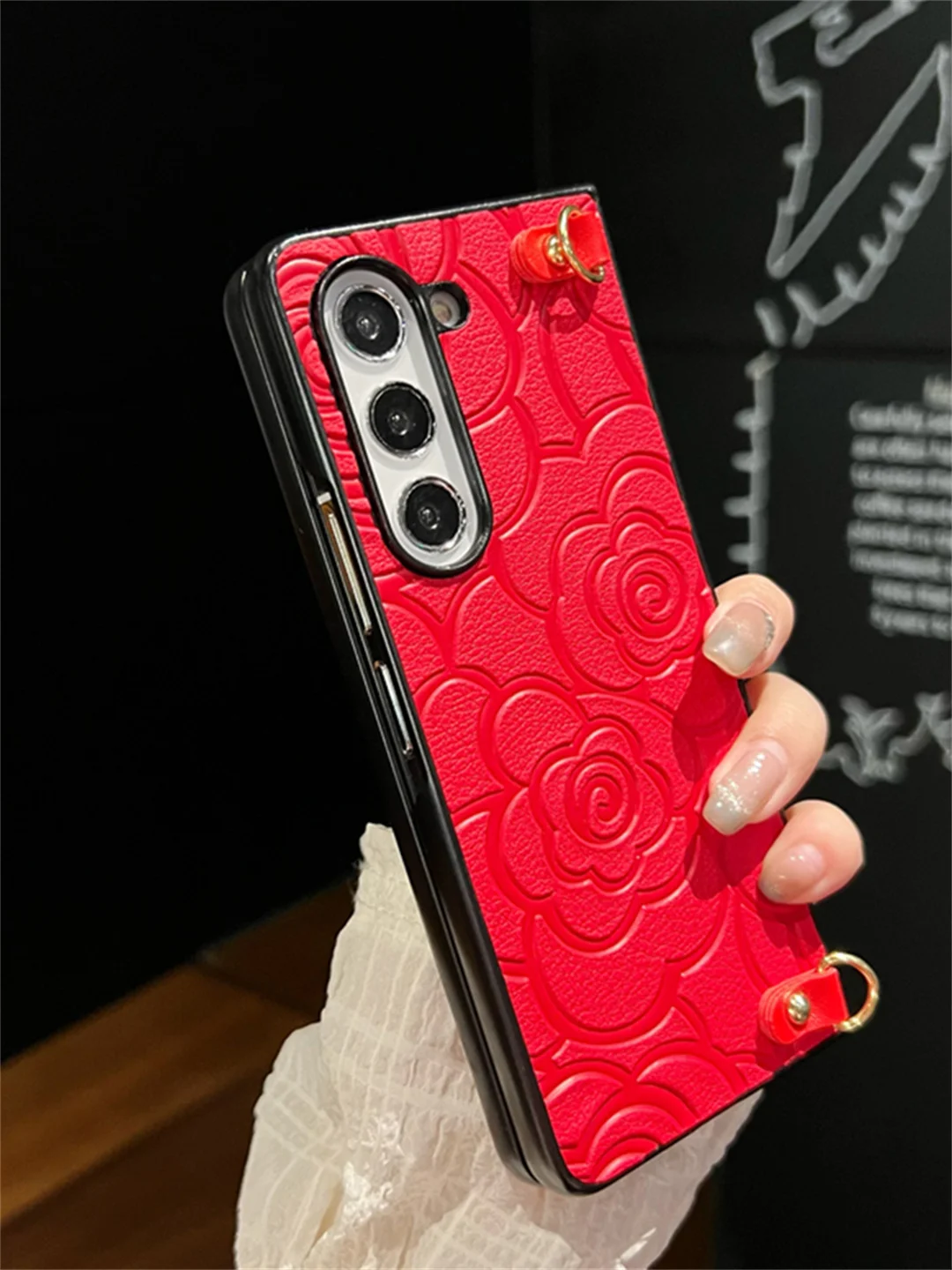 Korean Luxury Camellia Leather Crossbody Lanyard Phone Case for Samsung Galaxy Z Fold Series - onlinemegasale.com Korean Luxury Camellia Leather Crossbody Lanyard Phone Case for Samsung Galaxy Z Fold Series - onlinemegasale.com