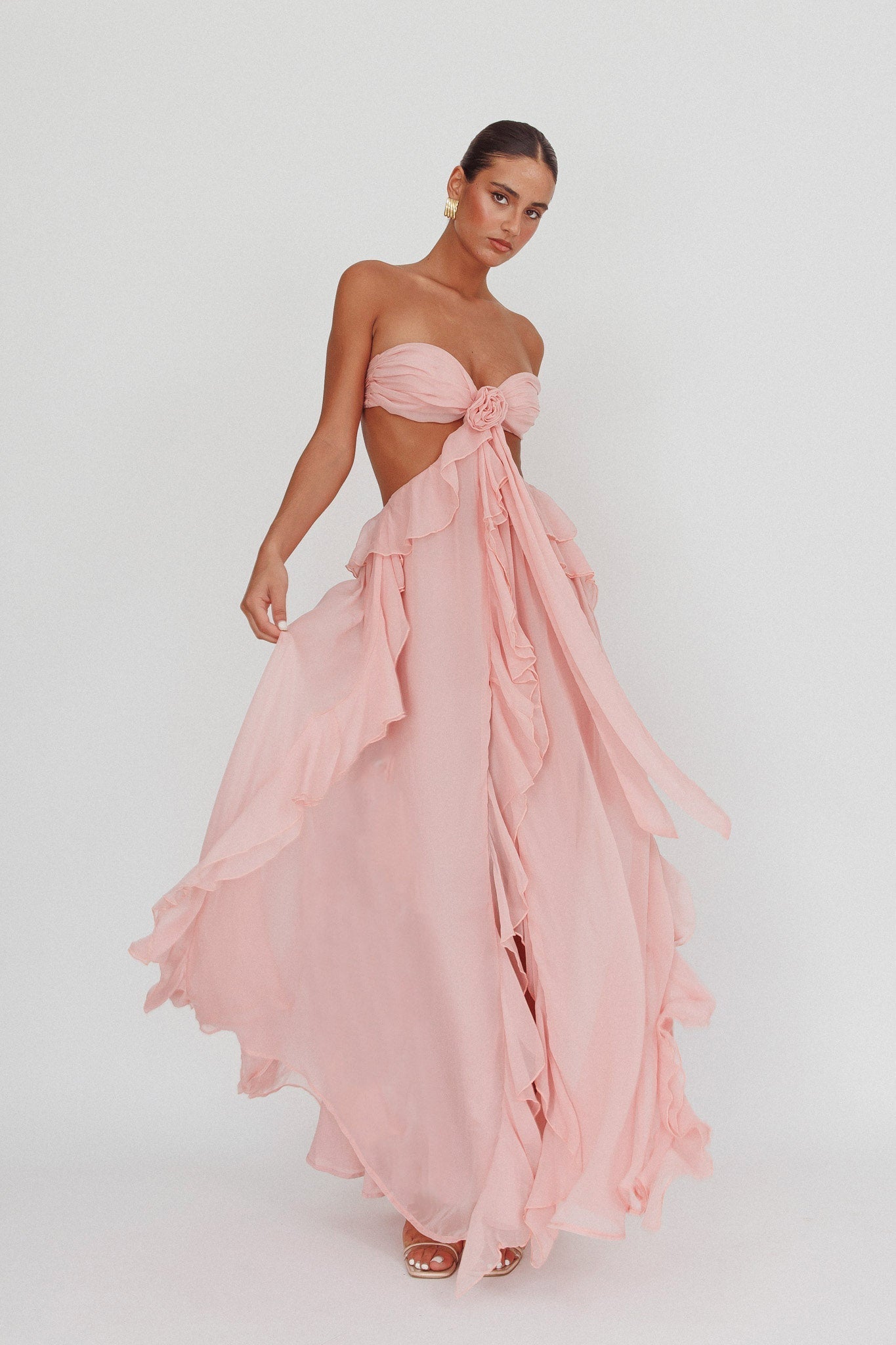 Ebba - Long dress with ruffles and slits - onlinemegasale.com