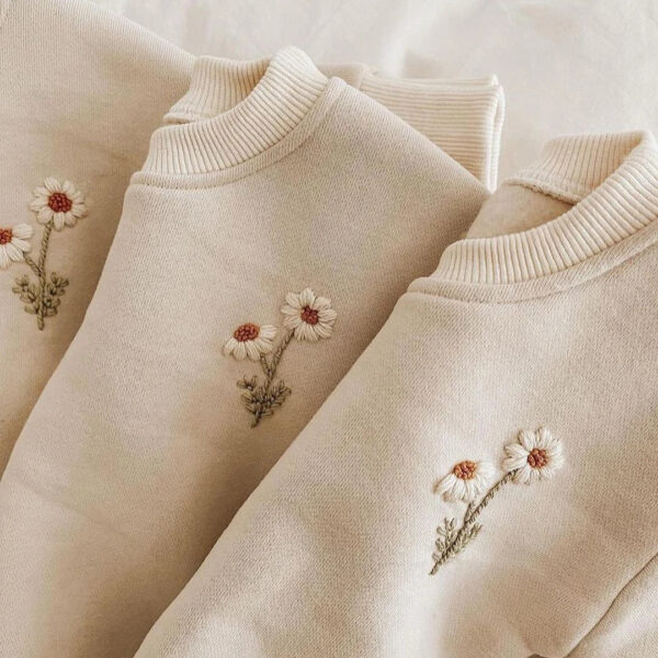 Embroidery Daisy Jogger Set