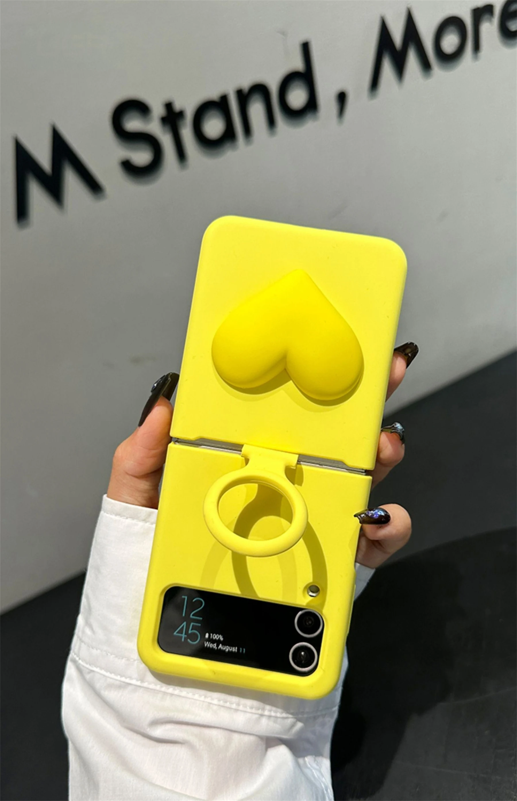 Korean Luxury Ring Case with 3D Love Heart For Z Flip 4 & 3 - onlinemegasale.com