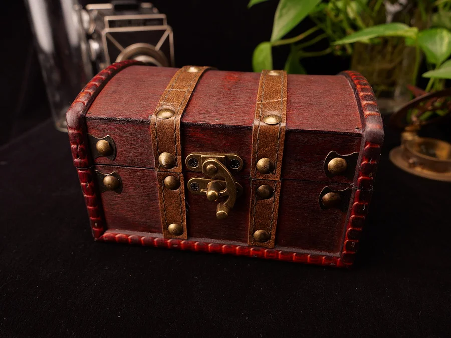 Mimic Chest Lockable Fantasy Dice Box - onlinemegasale.com Mimic Chest Lockable Fantasy Dice Box - onlinemegasale.com