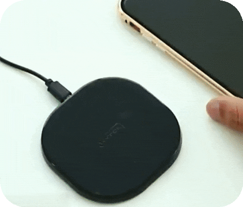 Nospy™ - Privacy Phone Case for iPhone - onlinemegasale.com charging phone