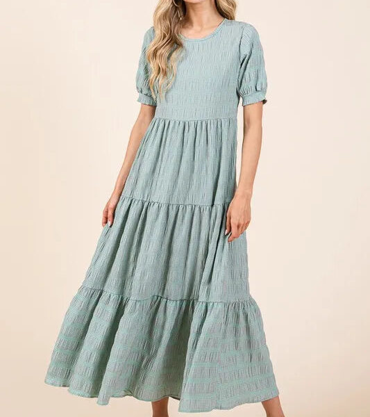 Textured Short Sleeve Tiered Dress