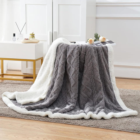 Snuggle Sherpa Blanket™️ - onlinemegasale.com