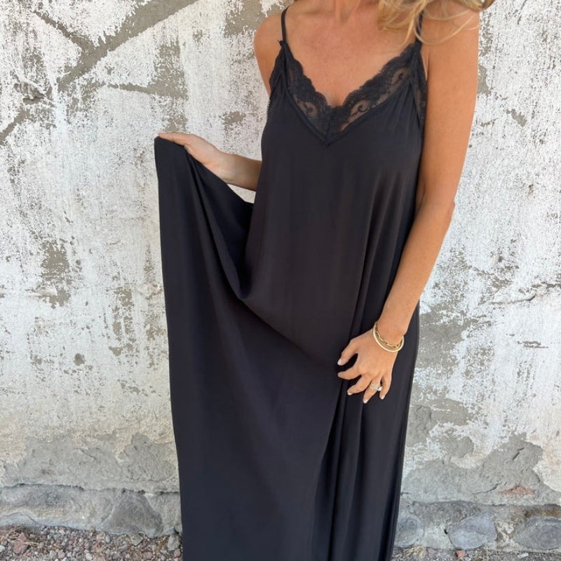 🌸Spring Specials💐 Women's Elegant Lace Trim V-Neck Spaghetti Strap Maxi Dress - onlinemegasale.com