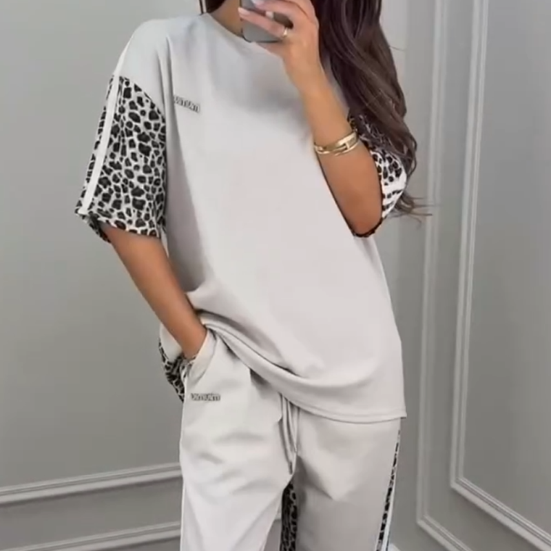 🌺2025 New Arrive - 49% OFF🌺Leopard Print Patchwork Sweatshirt - onlinemegasale.com