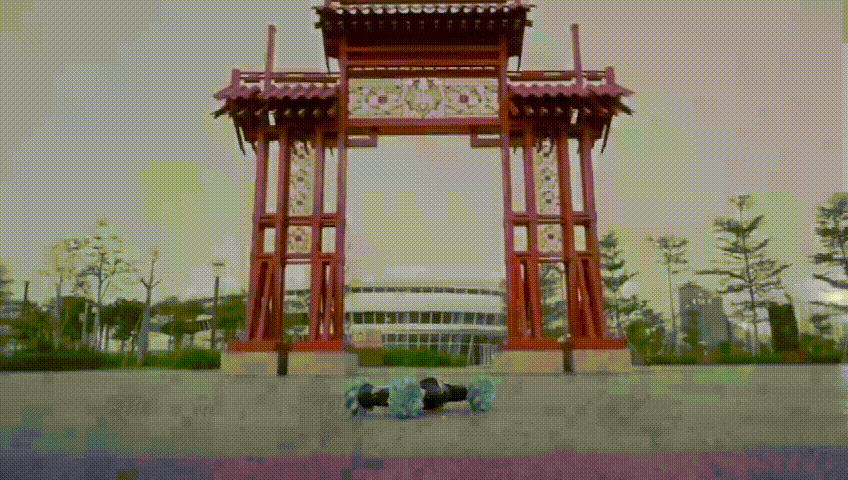 🎉Last Day 59% OFF🎁Gesture Sensing RC Stunt Car With Light & Music - onlinemegasale.com