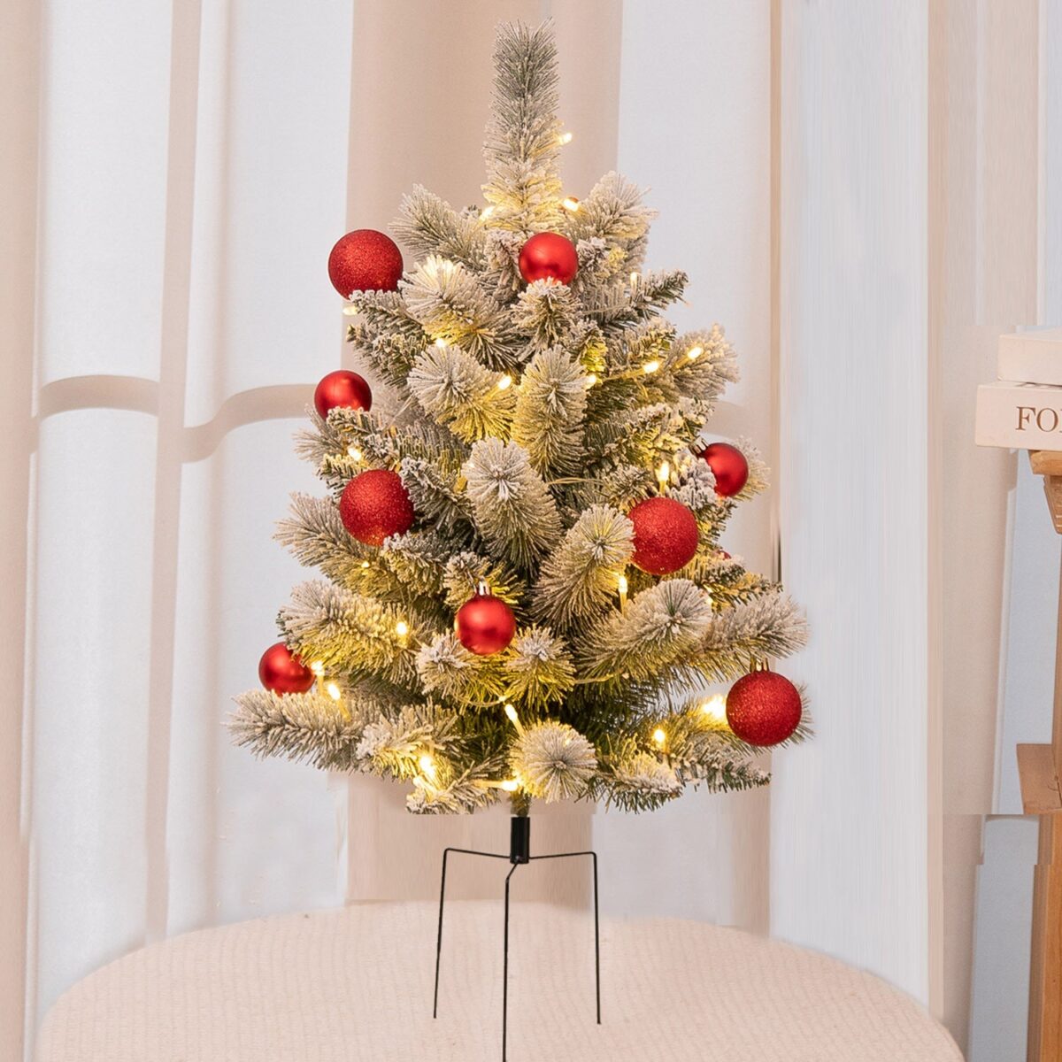 Pre-Lit Artificial Christmas Tree - onlinemegasale.com