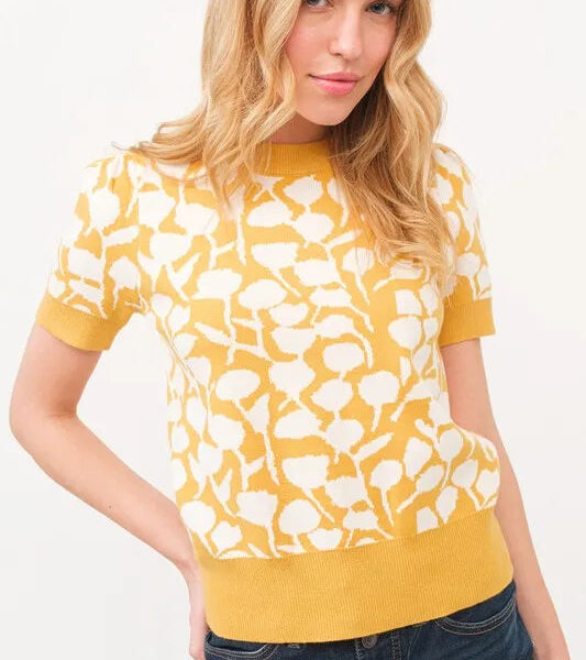 Short Sleeve Leaf Pattern Knit Top