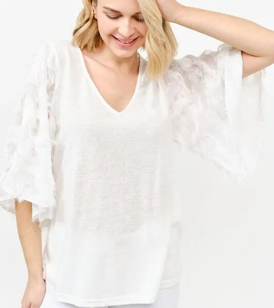 Feather Detailed 3/4 Sleeve Slub Top